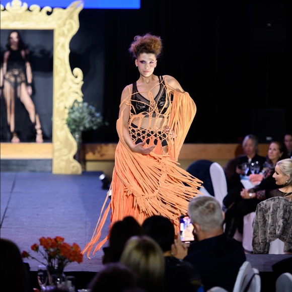 Handmade Corset Macramé Dress - Picture 10 of 17